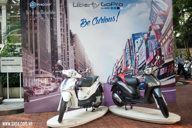 Piaggio Liberty 2015 gắn máy quay GoPro, giá không đổi