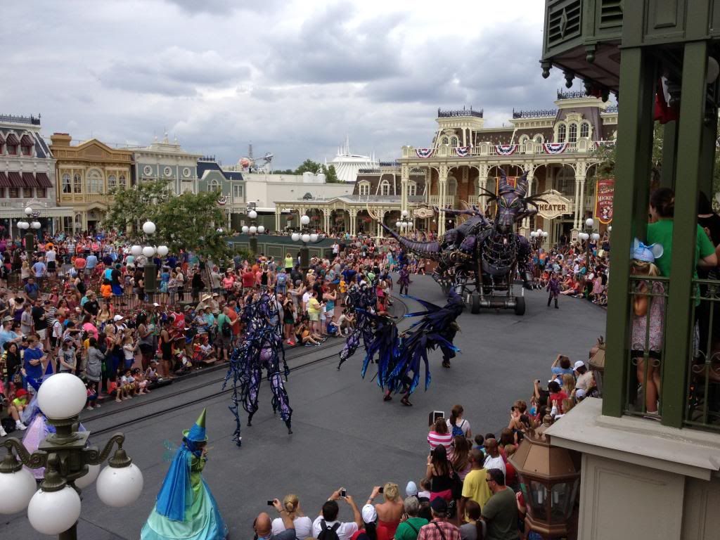 disneyjune2014raysiphone178_zps9ec9d157.