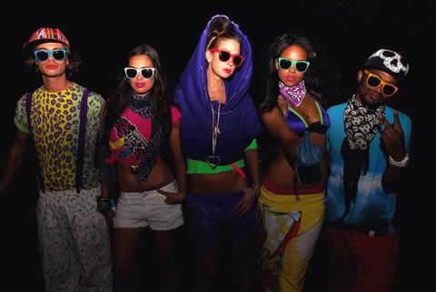  photo ravers_zpsiov2pzfo.jpg